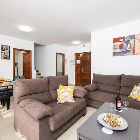 Alexsandra Βίλα Πλάγια Μπλάνκα